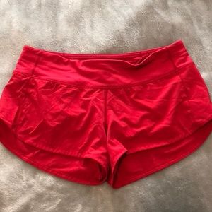 LuluLemon sport shorts 2.5 inseam